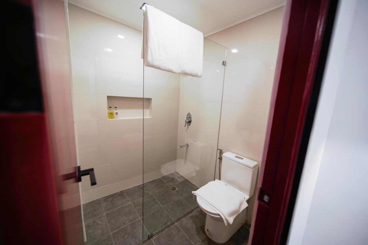 Unwnd Boutique Hotel Makati ماكاتي المظهر الخارجي الصورة